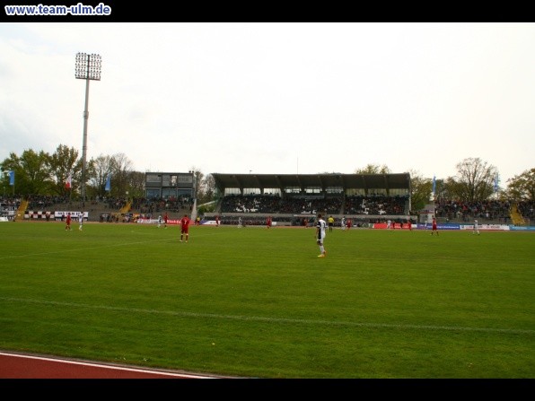 SSV Ulm 1846 - 1.FC Kaiserslautern II @ Donaustadion - Bild 14