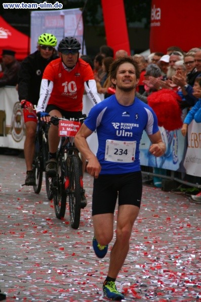 Einsteinmarathon - Zieleinlauf Marathon @ Muensterplatz - Bild 4
