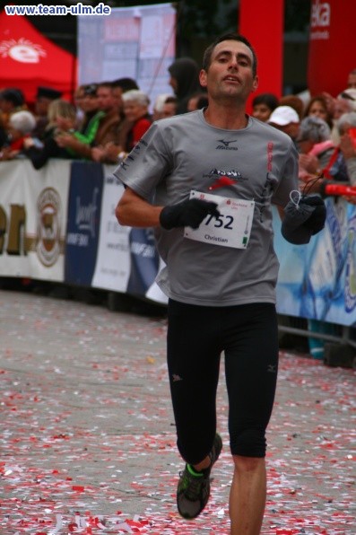 Einsteinmarathon - Zieleinlauf Marathon @ Muensterplatz - Bild 61