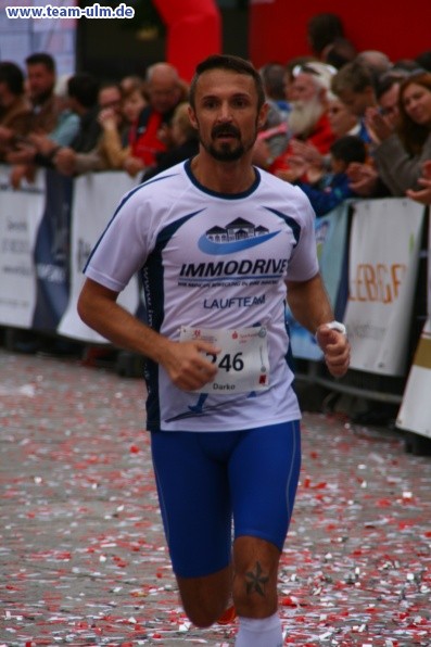 Einsteinmarathon - Zieleinlauf Marathon @ Muensterplatz - Bild 7