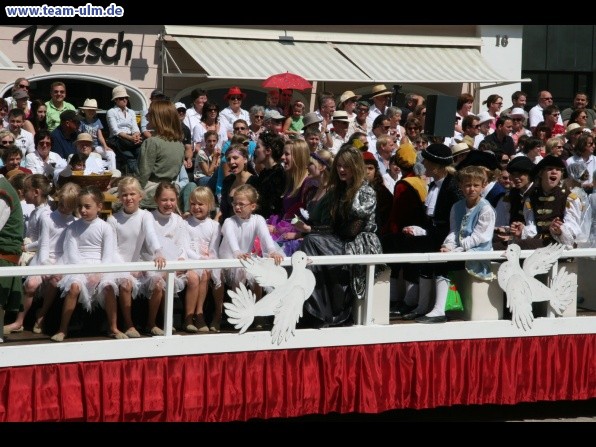 Festumzug zum Bauernsch&uuml;tzen @ Biberach - Bild 1