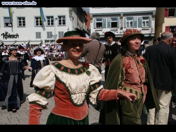 Festumzug - T&auml;nze und Gesang @ Biberach - Bild 13