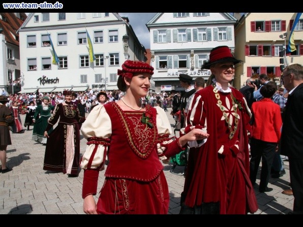 Festumzug - T&auml;nze und Gesang @ Biberach - Bild 18