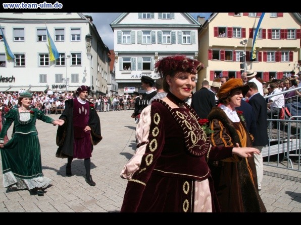 Festumzug - T&auml;nze und Gesang @ Biberach - Bild 20