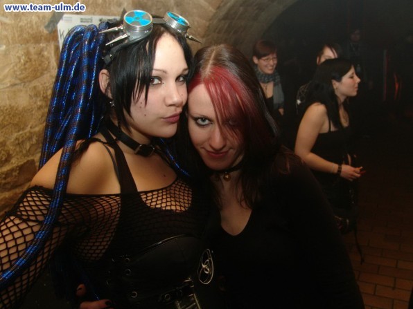 Reptile:House & Downstairs @ Cat - Bild 53