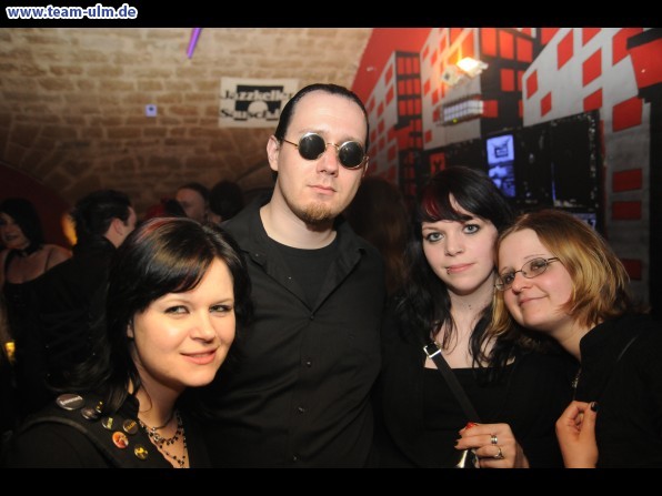Nacht und Nebel @ Cat - Bild 63