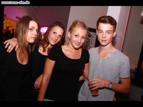 Schools Out Festival @ Club Ohm - Bild 106