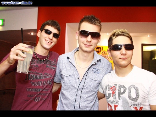 Sunglasses at Night @ Club Theatro - Bild 2