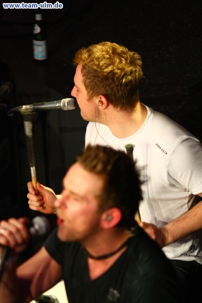 Radio 7 Minikonzert mit Livingston @ Club Theatro - Bild 15