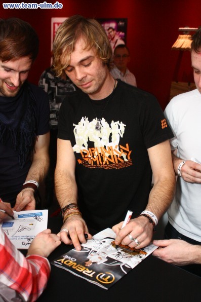 Radio 7 Minikonzert mit Livingston @ Club Theatro - Bild 41