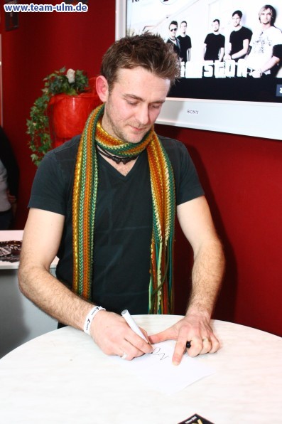 Radio 7 Minikonzert mit Livingston @ Club Theatro - Bild 42