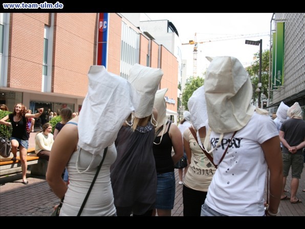 Flashmob - Freeze gegen Folter @ Hirschstrasse - Bild 23