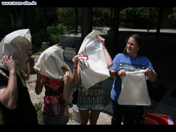 Flashmob - Freeze gegen Folter @ Hirschstrasse - Bild 3