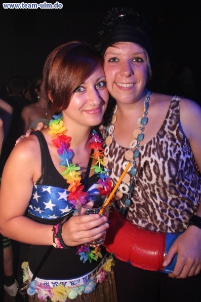 Trash Pop - Bikini Girls & Beach Boys @ Mahatma - Bild 11