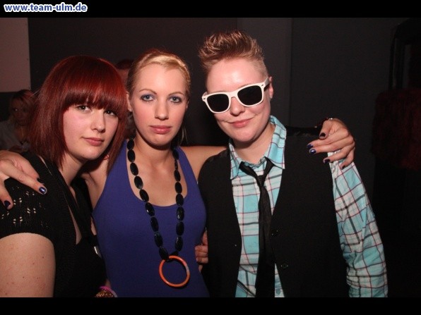 Trash Pop - Bikini Girls & Beach Boys @ Mahatma - Bild 17