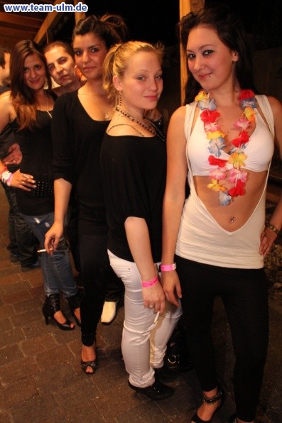 Trash Pop - Bikini Girls & Beach Boys @ Mahatma - Bild 2