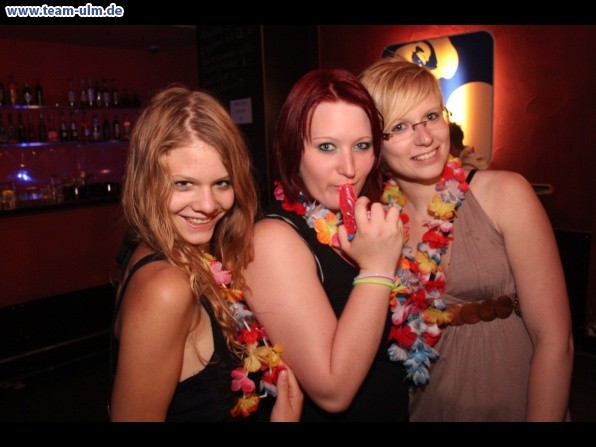 Trash Pop - Bikini Girls & Beach Boys @ Mahatma - Bild 27