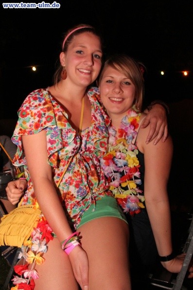 Trash Pop - Bikini Girls & Beach Boys @ Mahatma - Bild 33