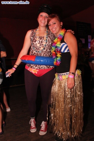 Trash Pop - Bikini Girls & Beach Boys @ Mahatma - Bild 36