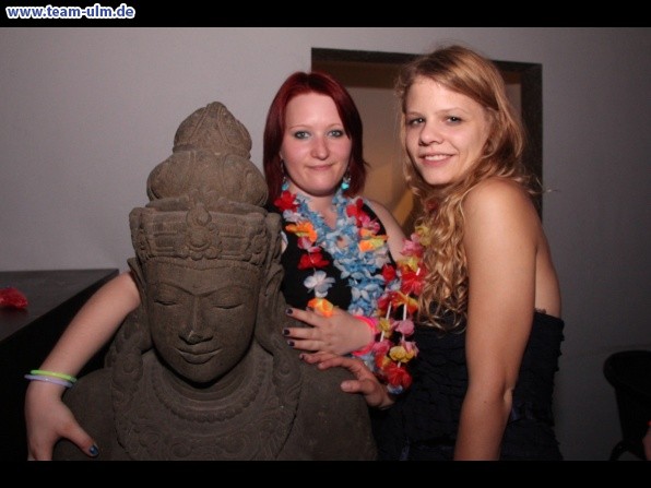 Trash Pop - Bikini Girls & Beach Boys @ Mahatma - Bild 41