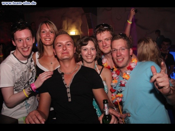 Trash Pop - Bikini Girls & Beach Boys @ Mahatma - Bild 51