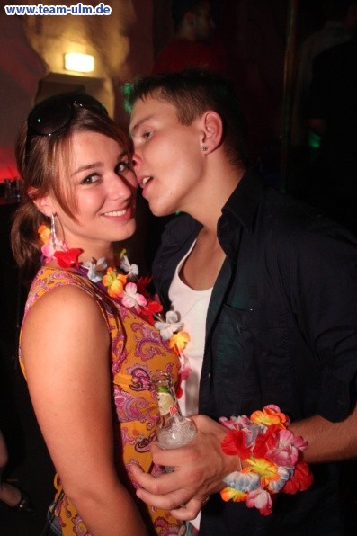 Trash Pop - Bikini Girls & Beach Boys @ Mahatma - Bild 57