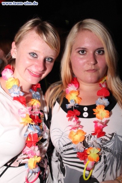 Trash Pop - Bikini Girls & Beach Boys @ Mahatma - Bild 7
