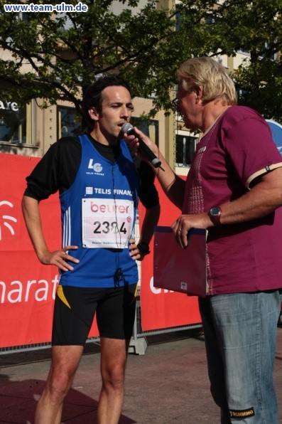 Zieleinlauf - Halbmarathon, Marathon @ Muensterplatz - Bild 10