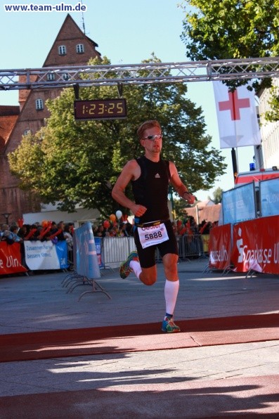 Zieleinlauf - Halbmarathon, Marathon @ Muensterplatz - Bild 112