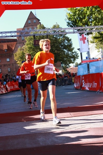 Zieleinlauf - Halbmarathon, Marathon @ Muensterplatz - Bild 142