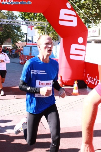 Zieleinlauf - Halbmarathon, Marathon @ Muensterplatz - Bild 173
