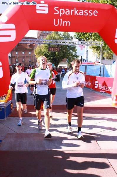 Zieleinlauf - Halbmarathon, Marathon @ Muensterplatz - Bild 174