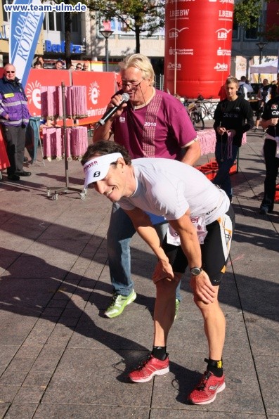 Zieleinlauf - Halbmarathon, Marathon @ Muensterplatz - Bild 18