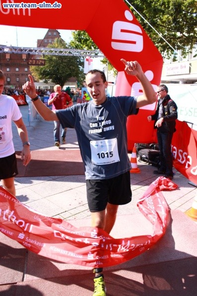 Zieleinlauf - Halbmarathon, Marathon @ Muensterplatz - Bild 191