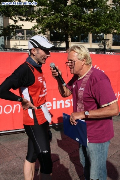 Zieleinlauf - Halbmarathon, Marathon @ Muensterplatz - Bild 20