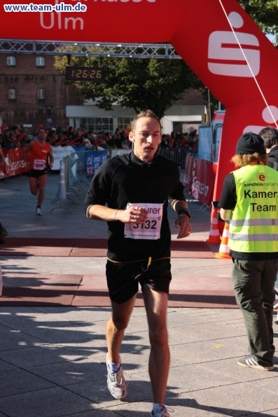 Zieleinlauf - Halbmarathon, Marathon @ Muensterplatz - Bild 24
