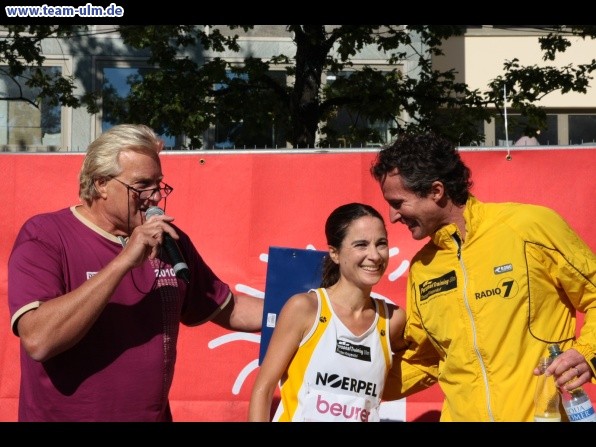 Zieleinlauf - Halbmarathon, Marathon @ Muensterplatz - Bild 27