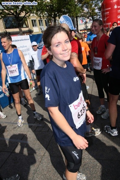 Zieleinlauf - Halbmarathon, Marathon @ Muensterplatz - Bild 64
