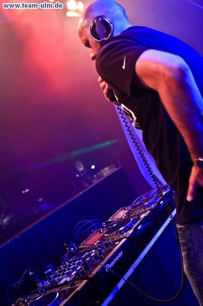 Schw&ouml;rmontagsparty @ Muensterplatz - Bild 15