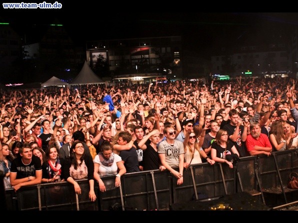 Schw&ouml;rmontagsparty @ Muensterplatz - Bild 16