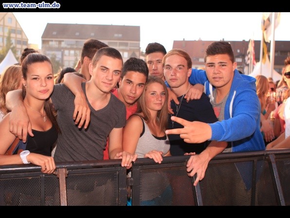 Schw&ouml;rmontagsparty @ Muensterplatz - Bild 33