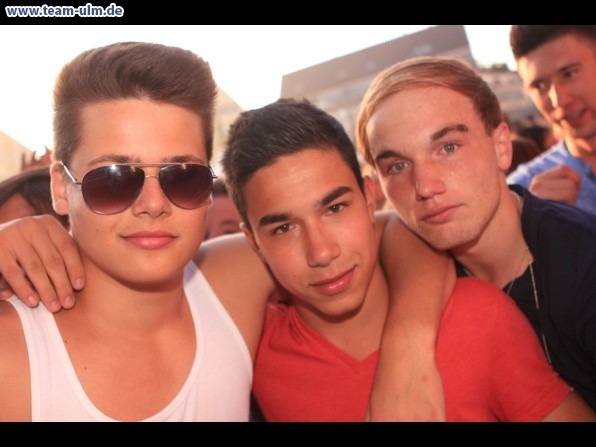 Schw&ouml;rmontagsparty @ Muensterplatz - Bild 36