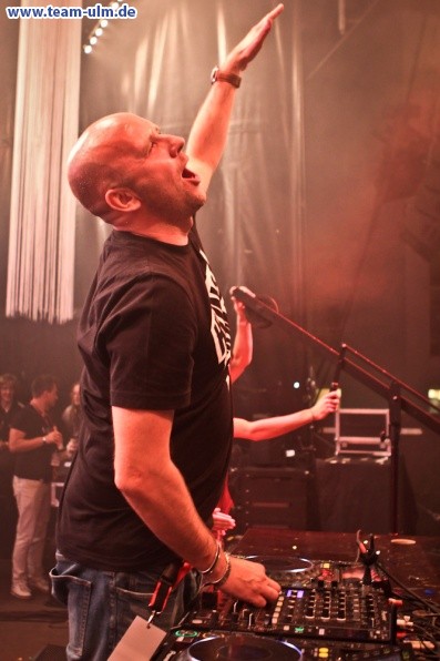 Schw&ouml;rmontagsparty @ Muensterplatz - Bild 8