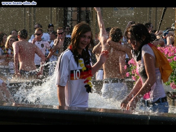 Nach dem Spiel @ Rathausplatz - Bild 15