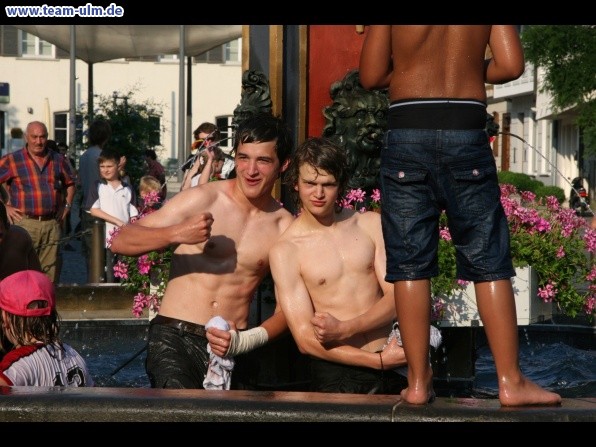 Nach dem Spiel @ Rathausplatz - Bild 2