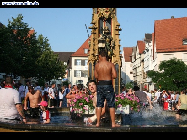 Nach dem Spiel @ Rathausplatz - Bild 3