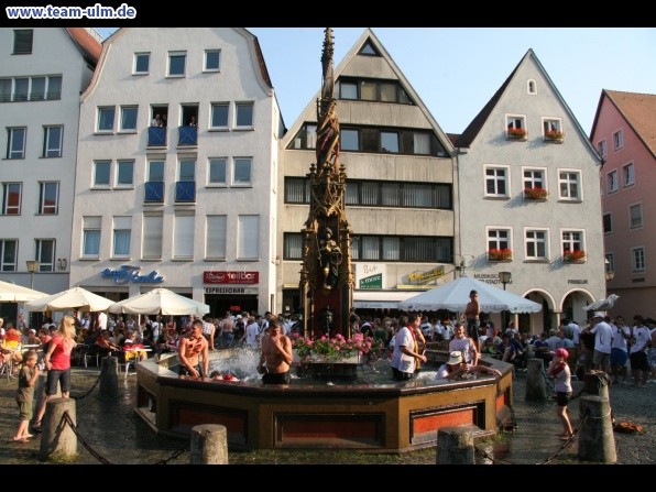 Nach dem Spiel @ Rathausplatz - Bild 4