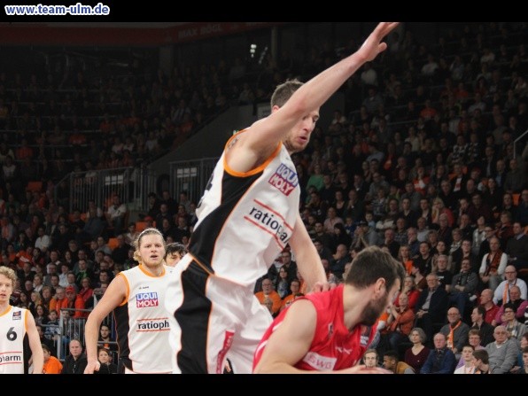 ratiopharm Ulm gegen Giessen @ Ratiopharm Arena - Bild 8