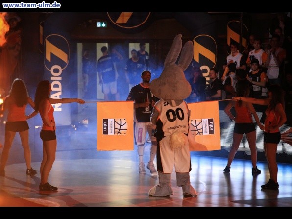 ratiopharm Ulm gegen Quakenbr&uuml;ck @ Ratiopharm Arena - Bild 1