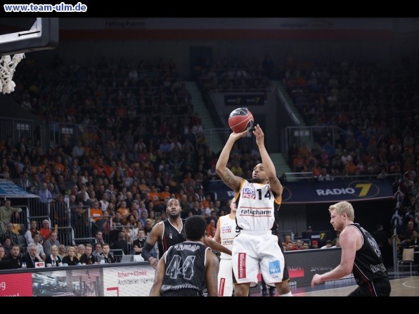 ratiopharm Ulm gegen Quakenbr&uuml;ck @ Ratiopharm Arena - Bild 10